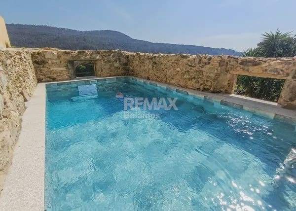 5 bedroom Semi-detached Villa for sale in O Rosal with pool garage - € 439,500 (Ref: 9720458)
