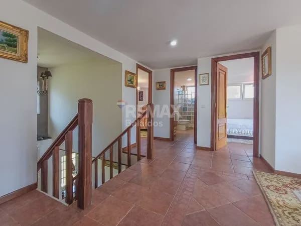 5 bedroom Semi-detached Villa for sale in O Rosal with pool garage - € 439,500 (Ref: 9720458)