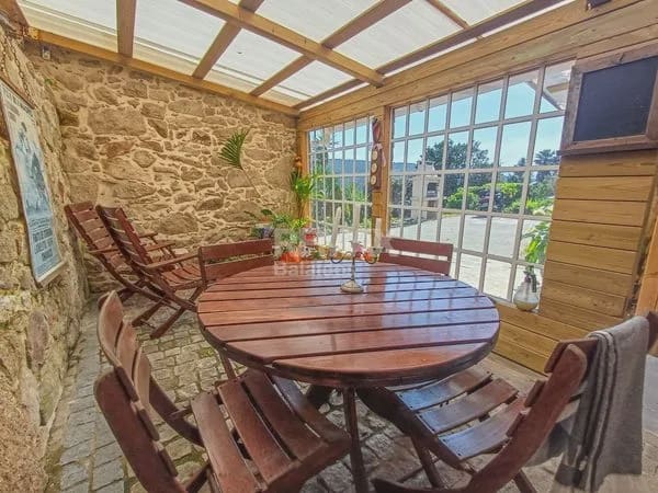 5 bedroom Semi-detached Villa for sale in O Rosal with pool garage - € 439,500 (Ref: 9720458)