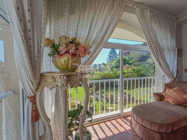 5 bedroom Semi-detached Villa for sale in O Rosal with pool garage - € 439,500 (Ref: 9720458)