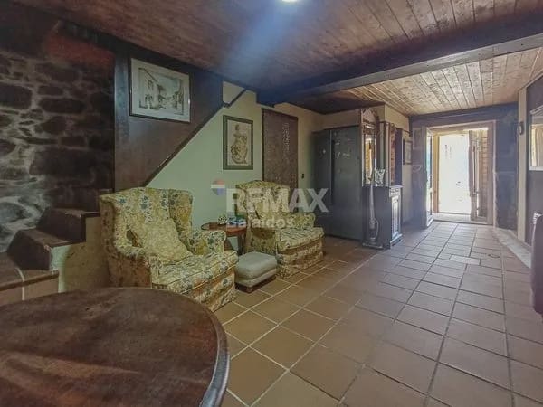 5 bedroom Semi-detached Villa for sale in O Rosal with pool garage - € 439,500 (Ref: 9720458)