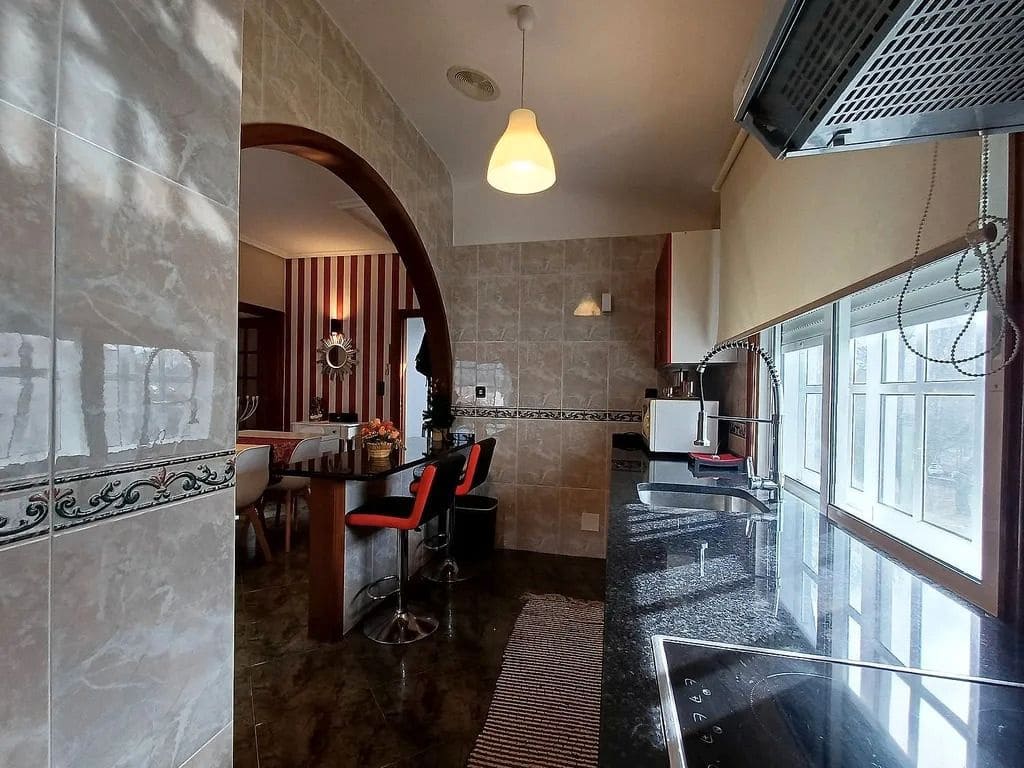 2 bedroom Penthouse for sale in A Caniza - € 99,000 (Ref: 9726884)