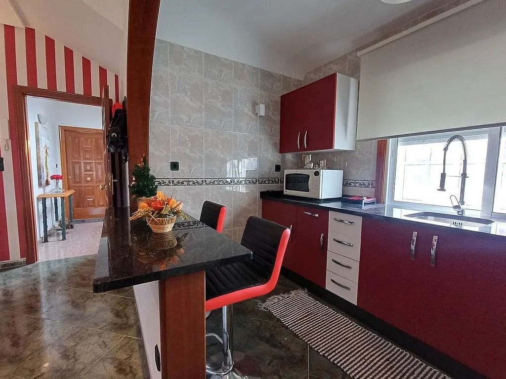 2 bedroom Penthouse for sale in A Caniza - € 99,000 (Ref: 9726884)