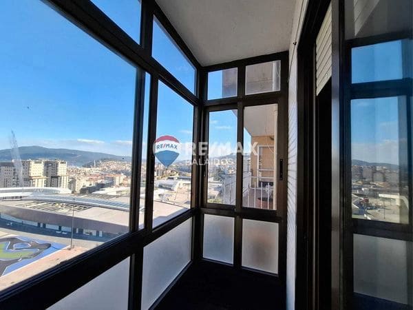 6 bedroom Flat for sale in Vigo with garage - € 520,000 (Ref: 9726924)