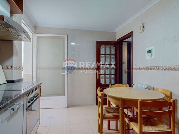 6 bedroom Flat for sale in Vigo with garage - € 520,000 (Ref: 9726924)