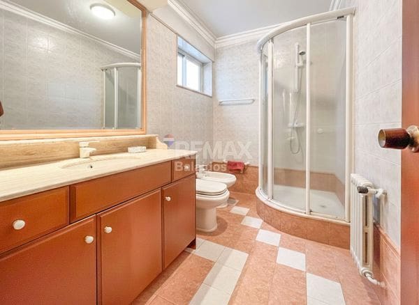 4 bedroom Flat for sale in Vigo with garage - € 449,500 (Ref: 9726925)