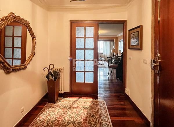 4 bedroom Flat for sale in Vigo with garage - € 449,500 (Ref: 9726925)