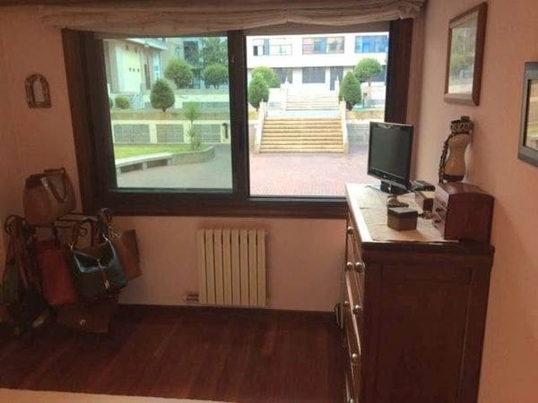 2 bedroom Flat for sale in Vigo with garage - € 320,000 (Ref: 9726926)