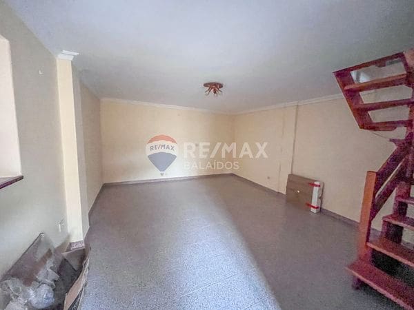 3 soveværelse Semi-Rækkehus til salg i Vigo - € 160.000 (Ref: 9726930)