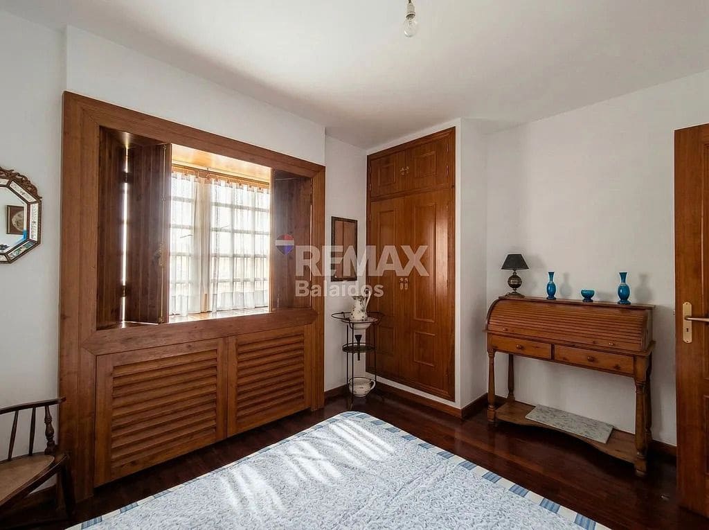 7 bedroom Finca/Country House for sale in Tui with pool garage - € 580,000 (Ref: 9727079)