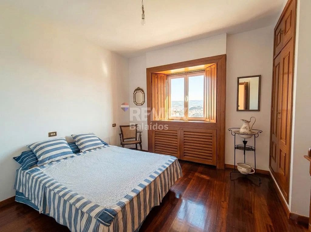 7 bedroom Finca/Country House for sale in Tui with pool garage - € 580,000 (Ref: 9727079)