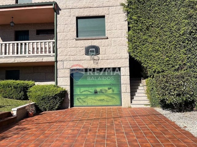 6 sovrum Villa till salu i Tui med pool garage - 570 000 € (Ref: 9727080)