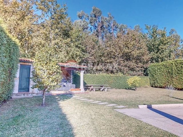 6 sovrum Villa till salu i Tui med pool garage - 570 000 € (Ref: 9727080)