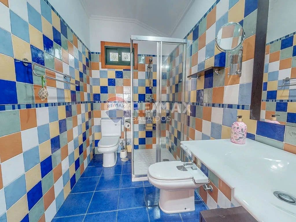 6 bedroom Villa for sale in Tui with pool garage - € 570,000 (Ref: 9727080)