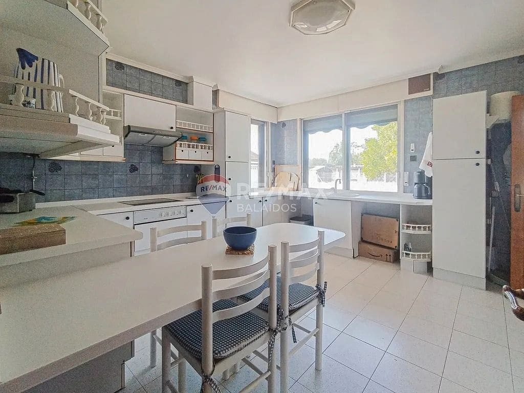 6 bedroom Finca/Country House for sale in Tomino with pool garage - € 348,000 (Ref: 9727081)