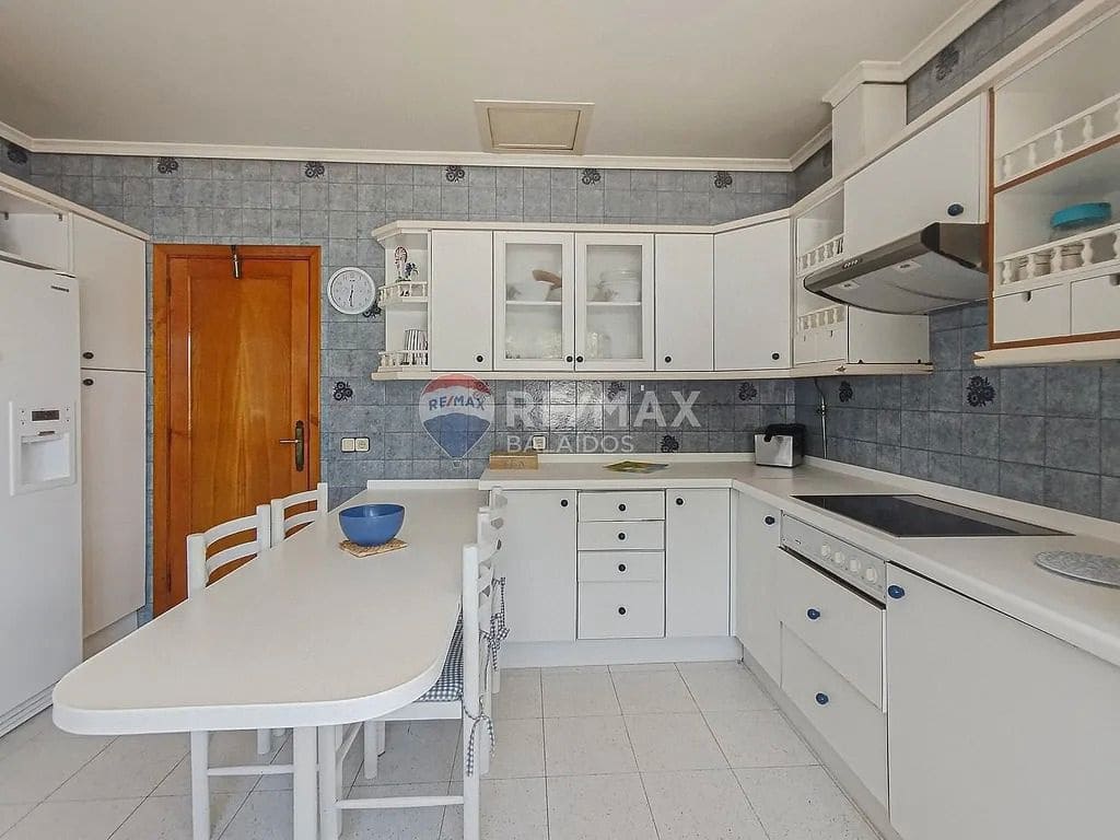 6 bedroom Finca/Country House for sale in Tomino with pool garage - € 348,000 (Ref: 9727081)