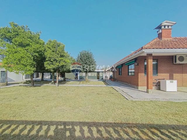 6 slaapkamer Finca/Landhuis te koop in Tomiño met zwembad garage - € 348.000 (Ref: 9727081)
