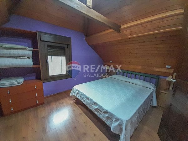 6 Zimmer Villa zu verkaufen in Ponteareas mit Garage - 280.000 € (Ref: 9727083)