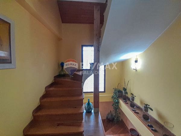 6 Zimmer Villa zu verkaufen in Ponteareas mit Garage - 280.000 € (Ref: 9727083)