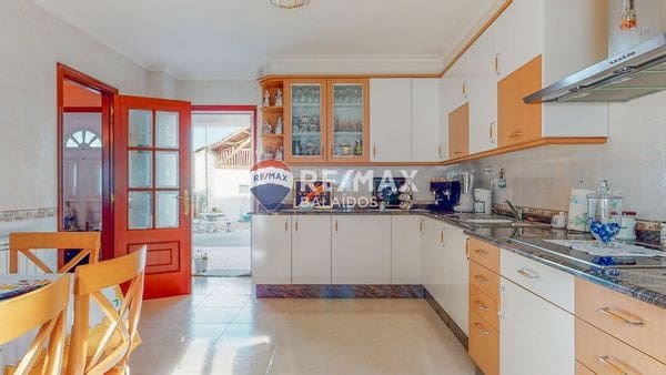 4 bedroom Finca/Country House for sale in Ponteareas with garage - € 270,000 (Ref: 9727084)