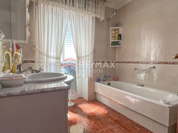 4 bedroom Finca/Country House for sale in Ponteareas with garage - € 270,000 (Ref: 9727084)