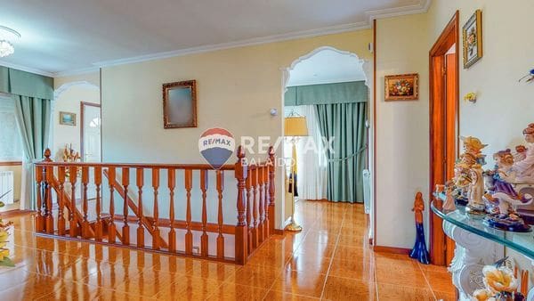 4 bedroom Finca/Country House for sale in Ponteareas with garage - € 270,000 (Ref: 9727084)