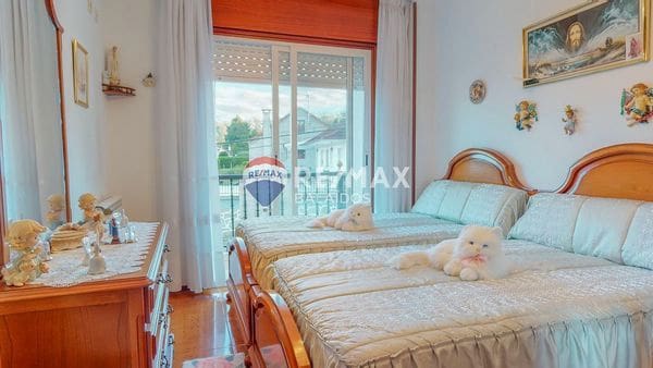 4 bedroom Finca/Country House for sale in Ponteareas with garage - € 270,000 (Ref: 9727084)