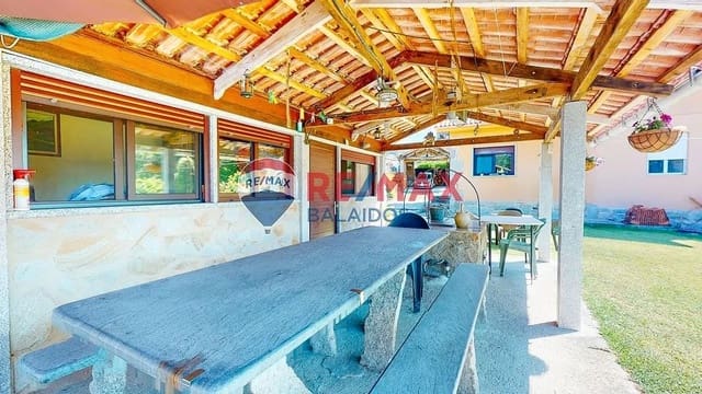 6 sovrum Semi-fristående Villa till salu i Salvaterra de Miño med pool garage - 280 000 € (Ref: 9727085)