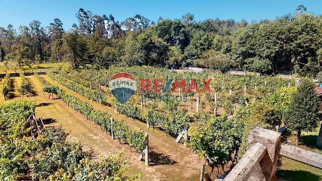 6 sovrum Semi-fristående Villa till salu i Salvaterra de Miño med pool garage - 280 000 € (Ref: 9727085)