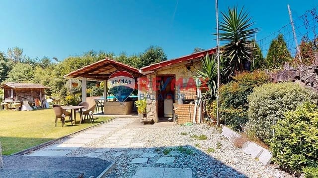 6 sovrum Semi-fristående Villa till salu i Salvaterra de Miño med pool garage - 280 000 € (Ref: 9727085)