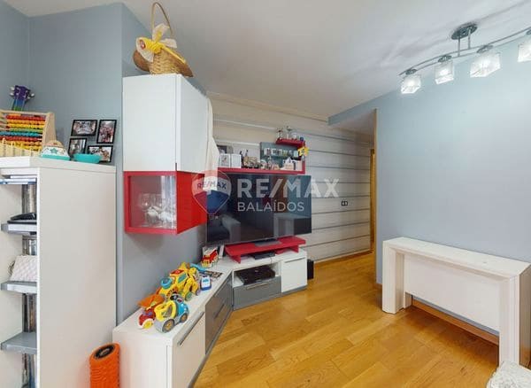 2 bedroom Flat for sale in Vigo with garage - € 295,000 (Ref: 9727522)
