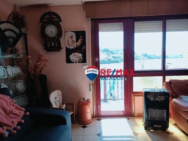 10 bedroom Hotel for sale in Moana with garage - € 580,000 (Ref: 9727525)