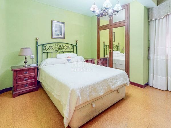 4 bedroom Flat for sale in Vigo - € 289,000 (Ref: 9730680)