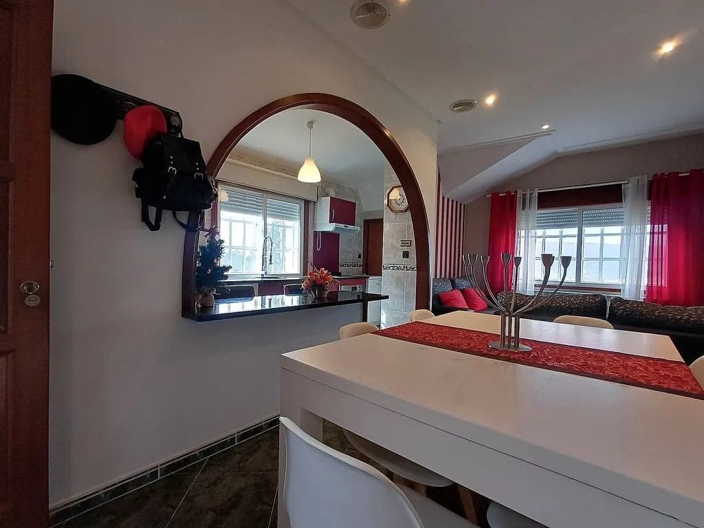 2 bedroom Flat for sale in A Caniza - € 99,000 (Ref: 9730681)