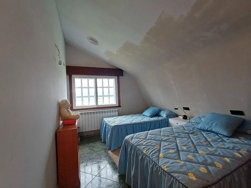 2 bedroom Flat for sale in A Caniza - € 99,000 (Ref: 9730681)