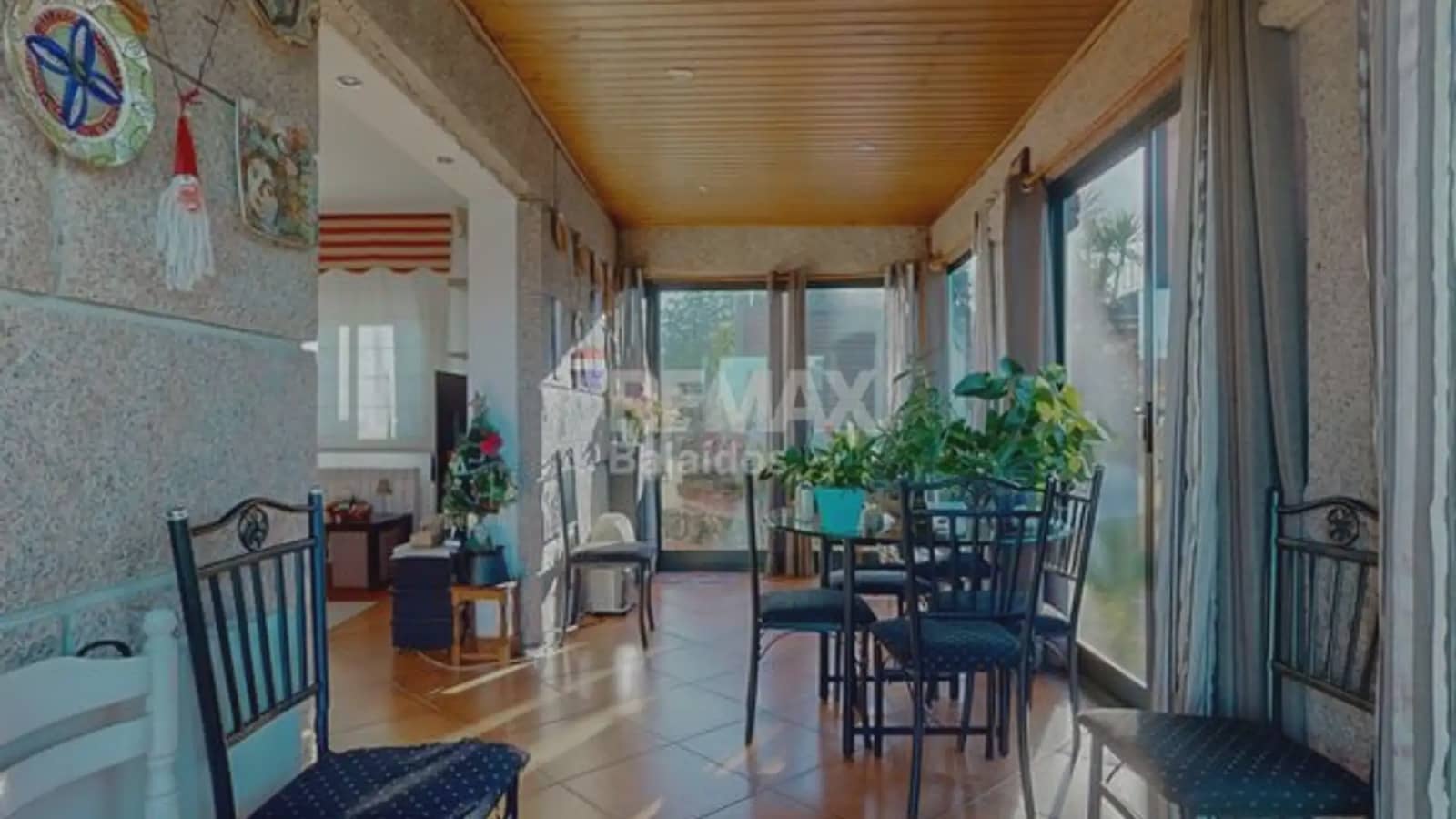 4 bedroom Villa for sale in Vigo with garage - € 570,000 (Ref: 9733904)