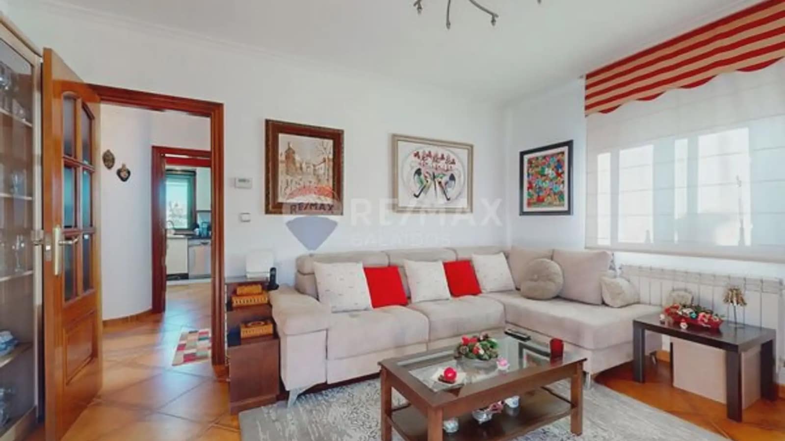 4 bedroom Villa for sale in Vigo with garage - € 570,000 (Ref: 9733904)