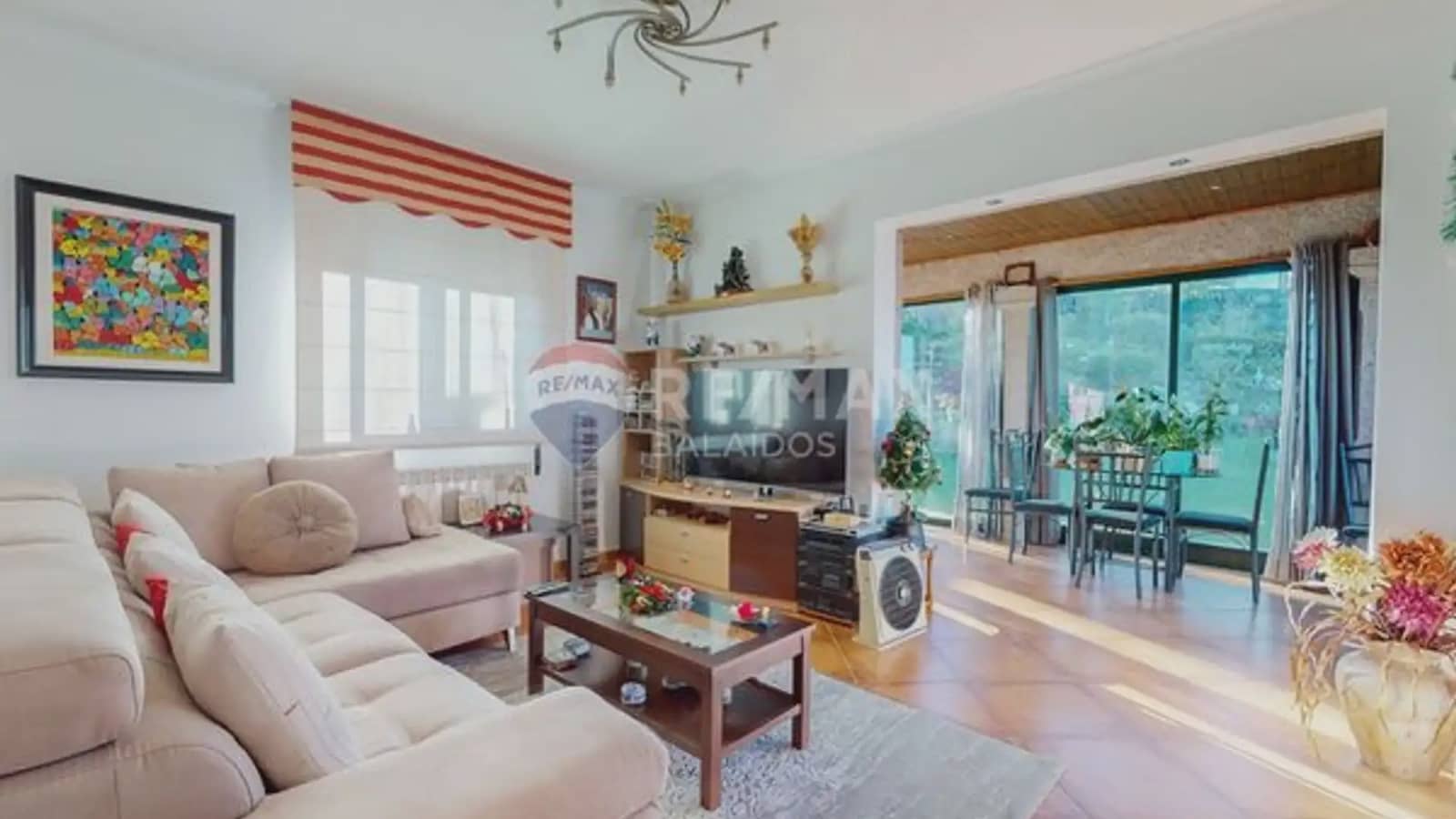 4 bedroom Villa for sale in Vigo with garage - € 570,000 (Ref: 9733904)