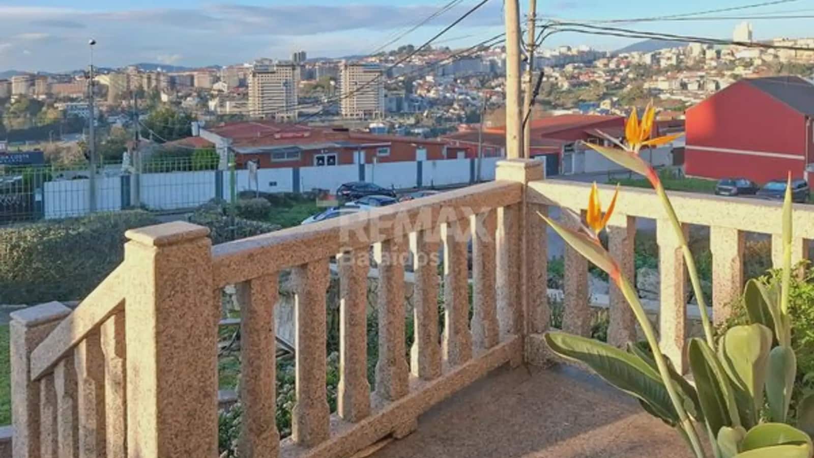 4 bedroom Villa for sale in Vigo with garage - € 570,000 (Ref: 9733904)