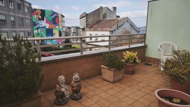 Piso de 3 habitaciones en Vigo en venta con garaje - 360.000 € (Ref: 9745835)
