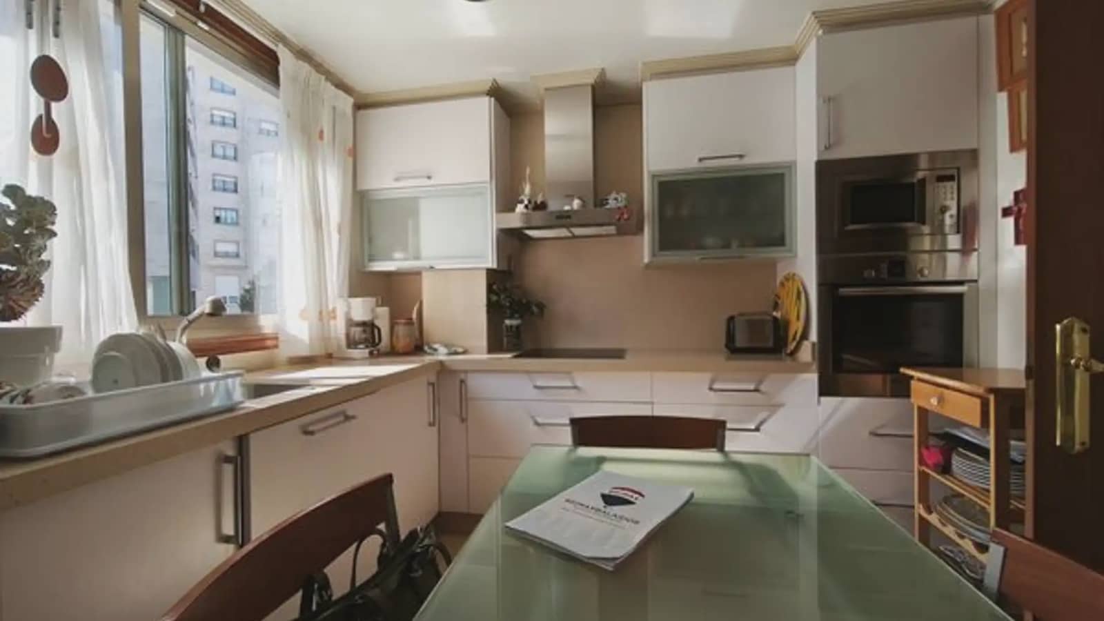 Piso de 3 habitaciones en Vigo en venta con garaje - 360.000 € (Ref: 9745835)