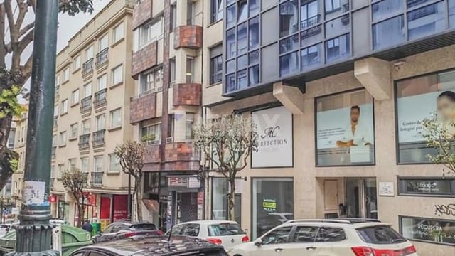 Piso de 4 habitaciones en Vigo en venta con garaje - 390.000 € (Ref: 9745836)