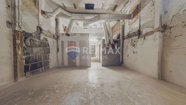 Kaupallinen myytävänä paikassa Vigo - 590 000 € (Ref: 9745837)