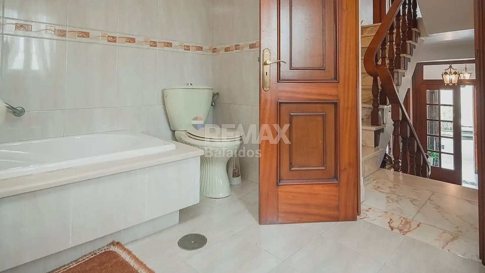 7 bedroom Finca/Country House for sale in A Pobra do Caraminal - € 340,000 (Ref: 9745841)