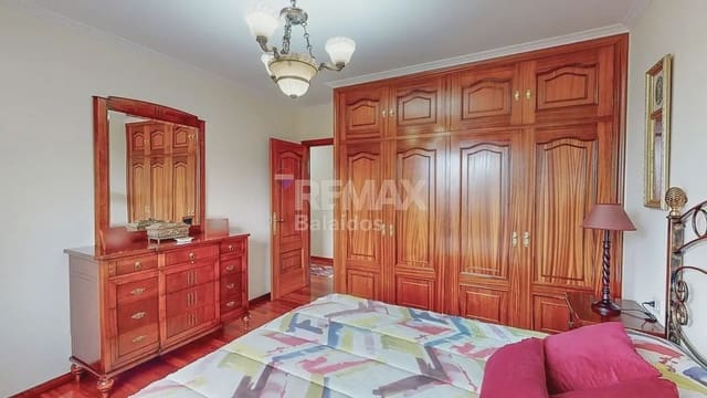 5 chambre Villa/Maison à vendre à Ponteareas avec garage - 425 000 € (Ref: 9745842)