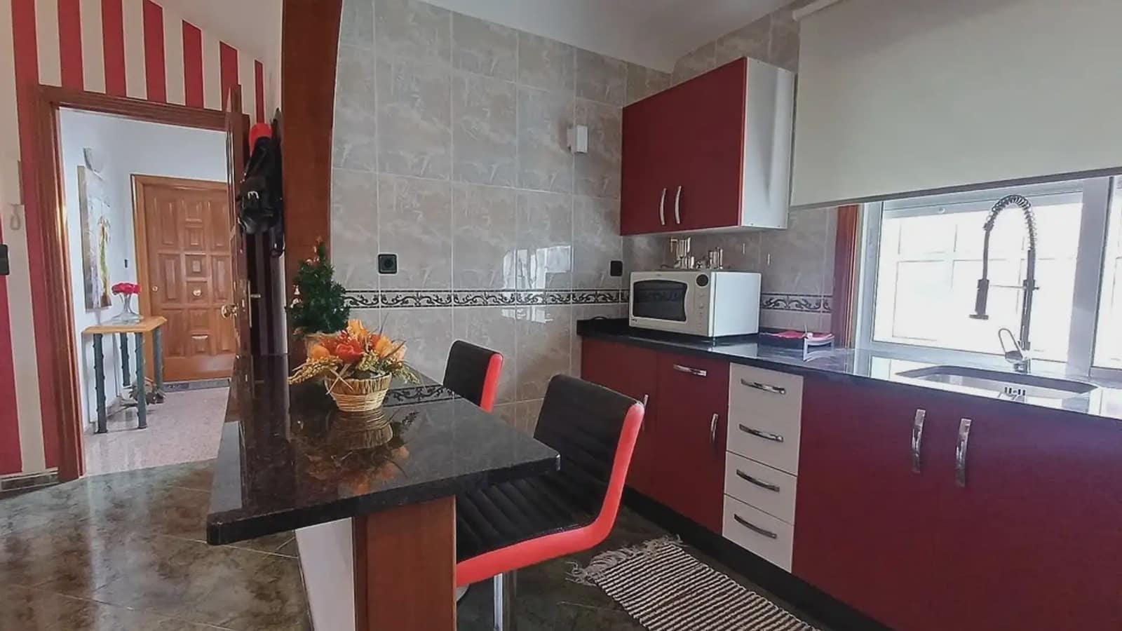 Ático de 2 habitaciones en A Cañiza en venta - 99.000 € (Ref: 9745843)