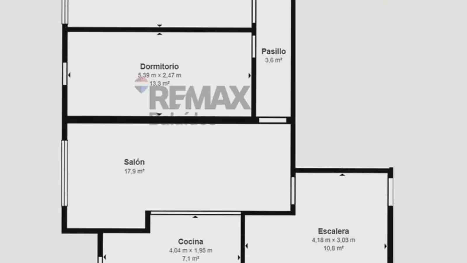 Ático de 2 habitaciones en A Cañiza en venta - 99.000 € (Ref: 9745843)