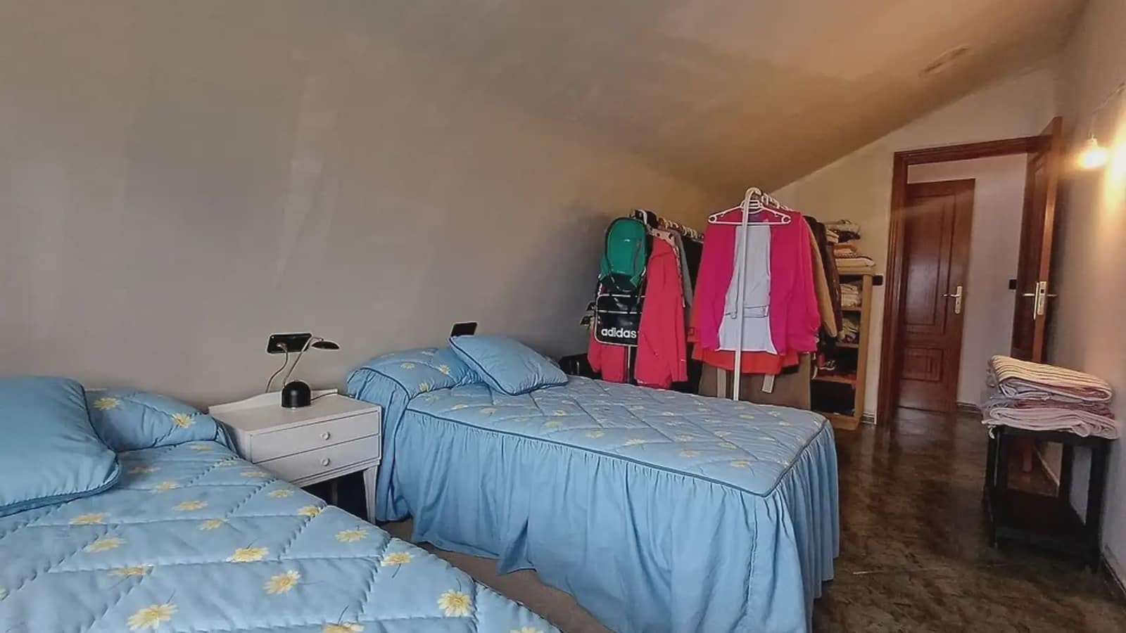 Ático de 2 habitaciones en A Cañiza en venta - 99.000 € (Ref: 9745843)