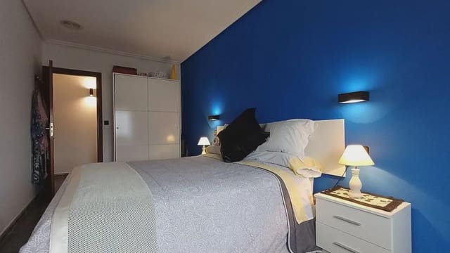 2 chambre Penthouse à vendre à A Cañiza - 99 000 € (Ref: 9745843)