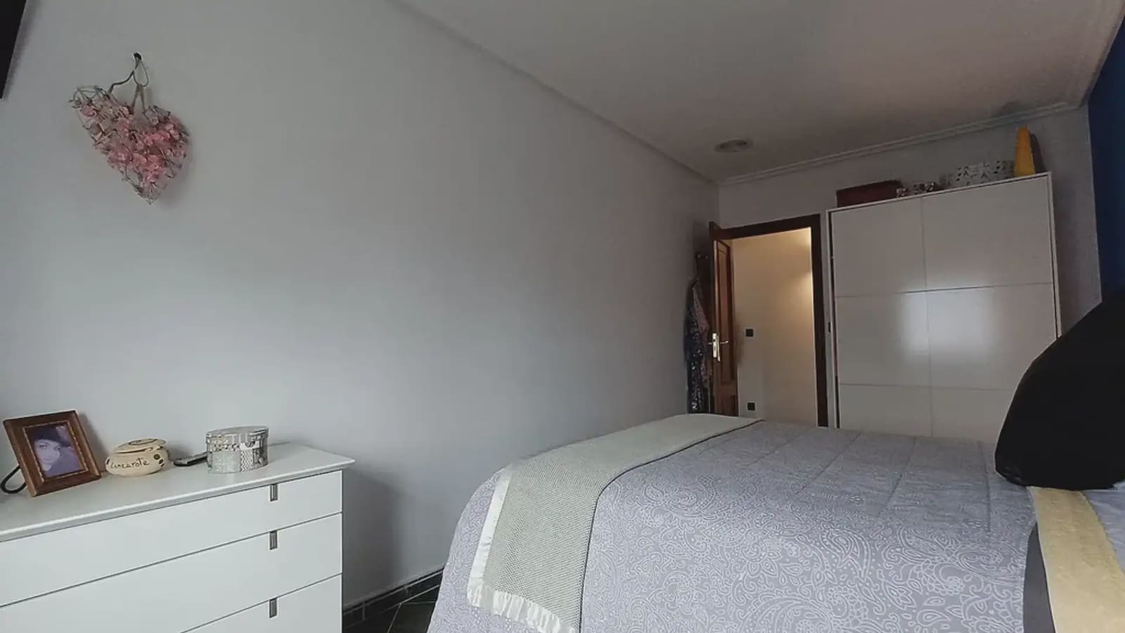 Ático de 2 habitaciones en A Cañiza en venta - 99.000 € (Ref: 9745843)